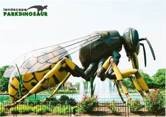 باغ کا بڑا کیڑوں کا مجسمہ